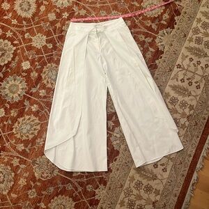 ALEXIS white Osborn pants sz m